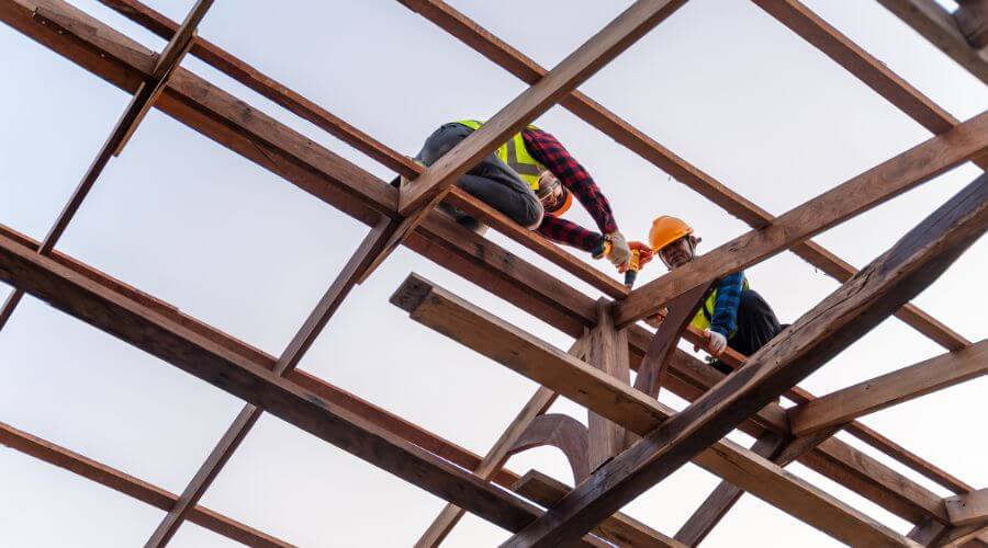 Professional gutter cleaning services in Grenada, MS